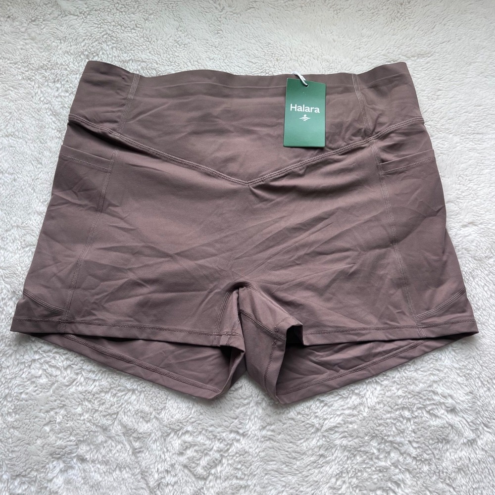 Halara Womens 1X Crossover High Waist‎ Scrunch Butt Active Shorts Mauve Brown